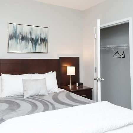 מבן The Acorn Suites מראה חיצוני תמונה