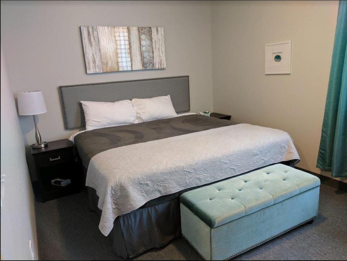 מבן The Acorn Suites מראה חיצוני תמונה