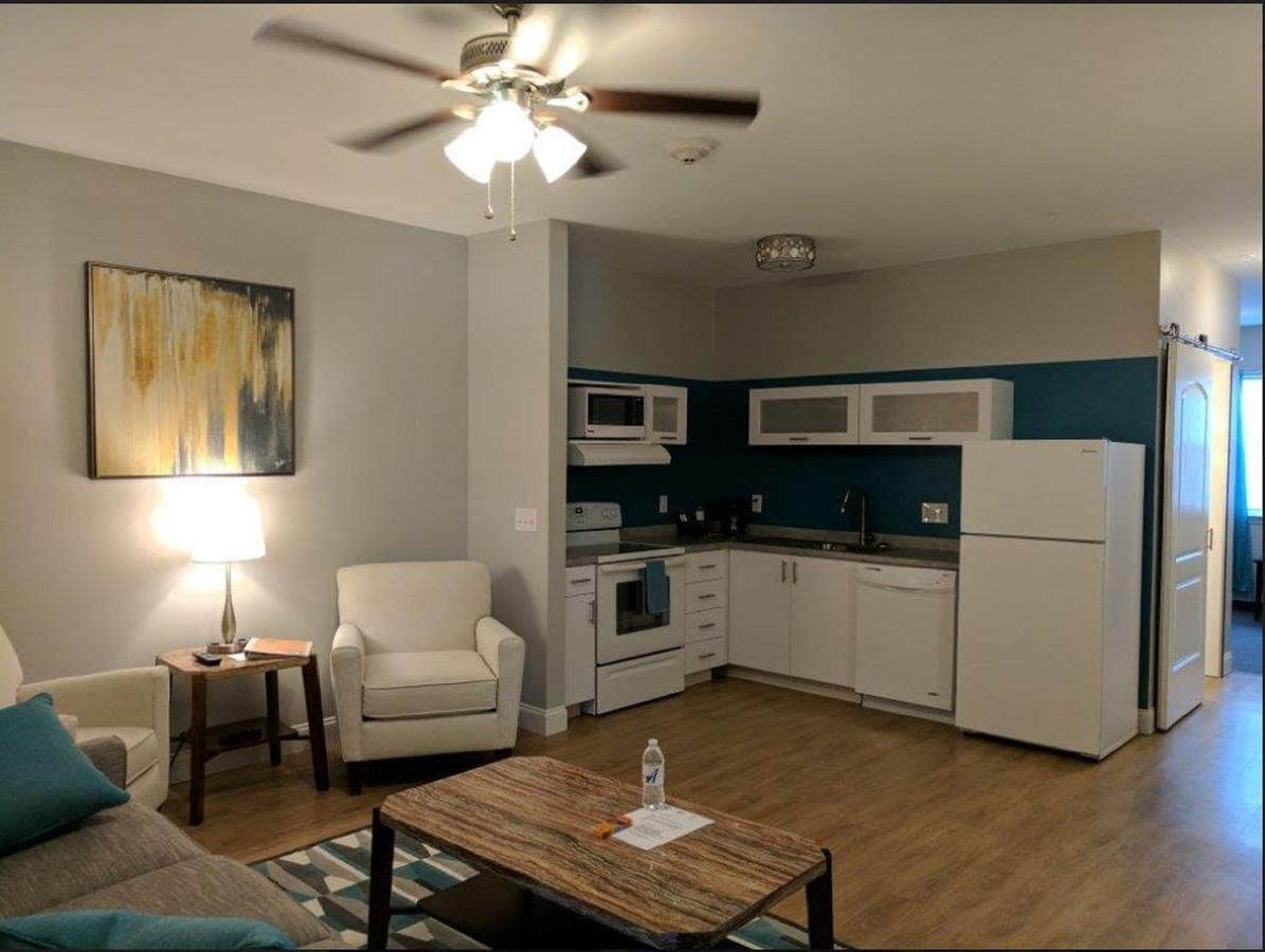 מבן The Acorn Suites מראה חיצוני תמונה