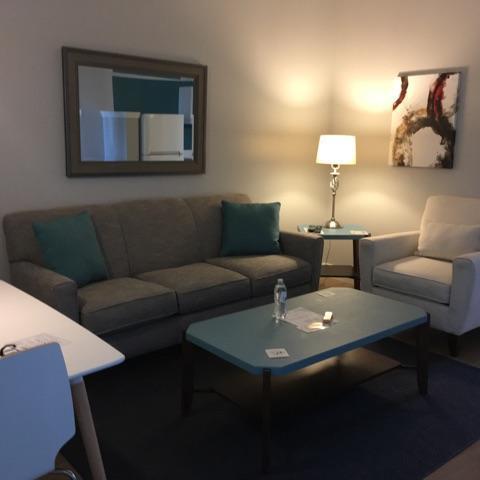 מבן The Acorn Suites מראה חיצוני תמונה